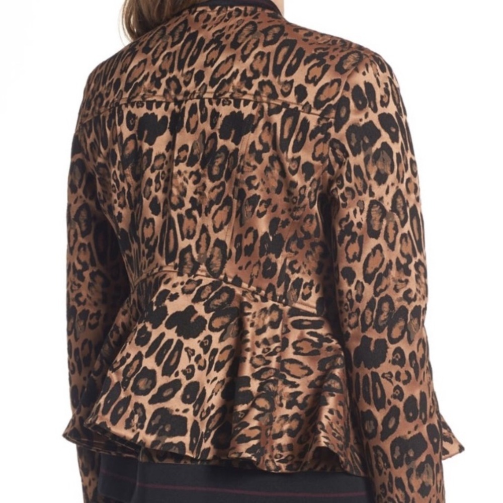 TROUVÉ Jacket - Picture 6 of 16